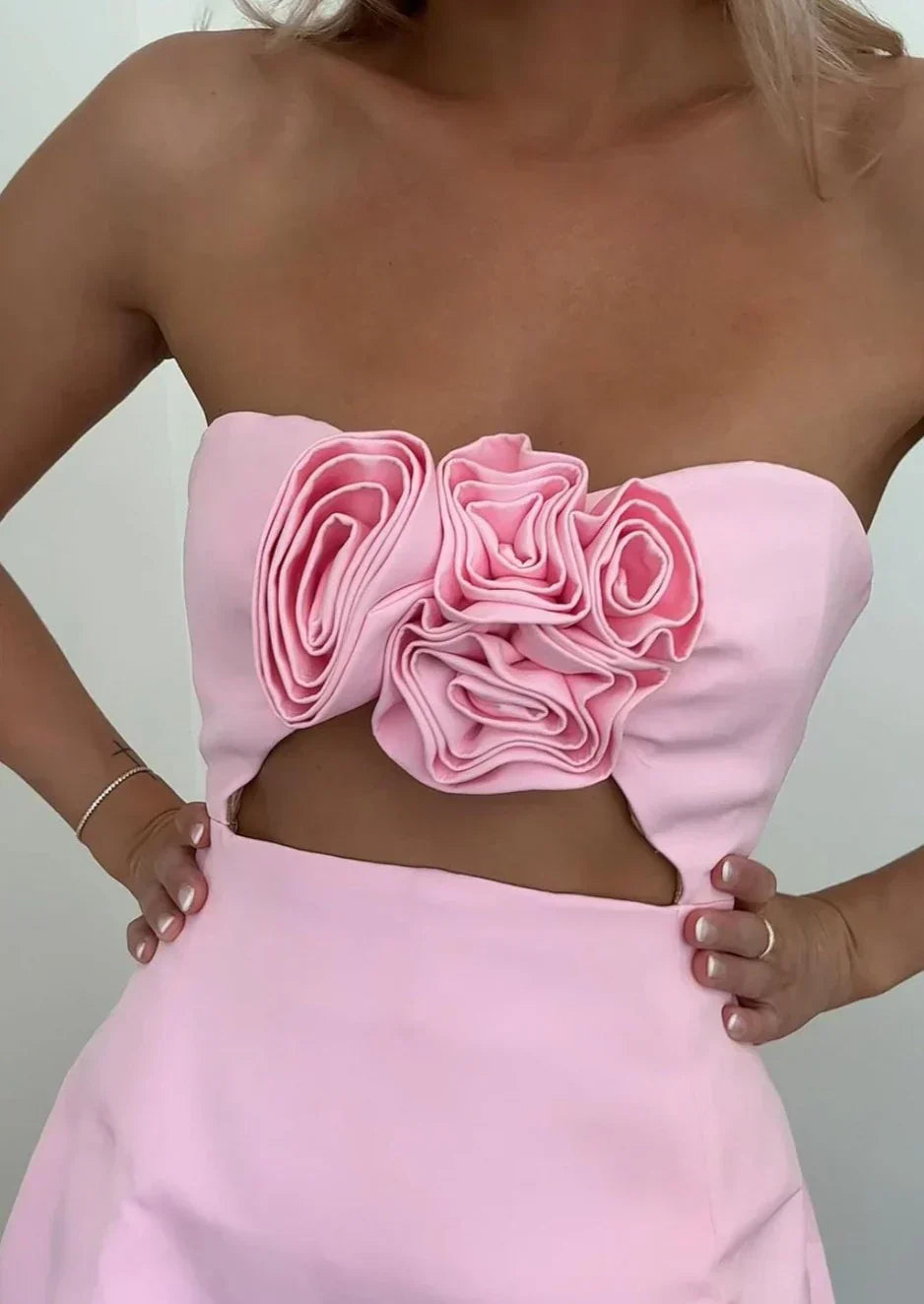 Veselina | Luxe Blossom Moment