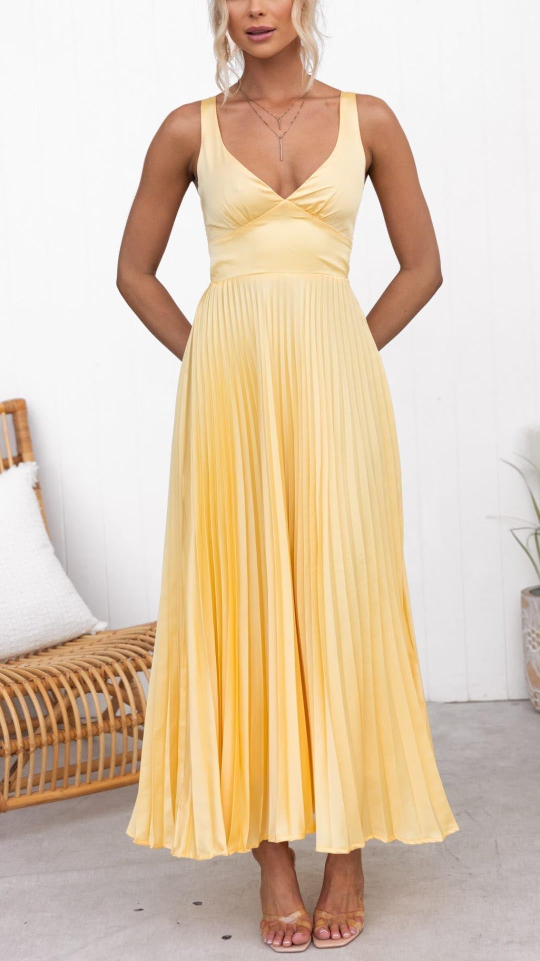 Alexandra | Radiant Pleated Elegance