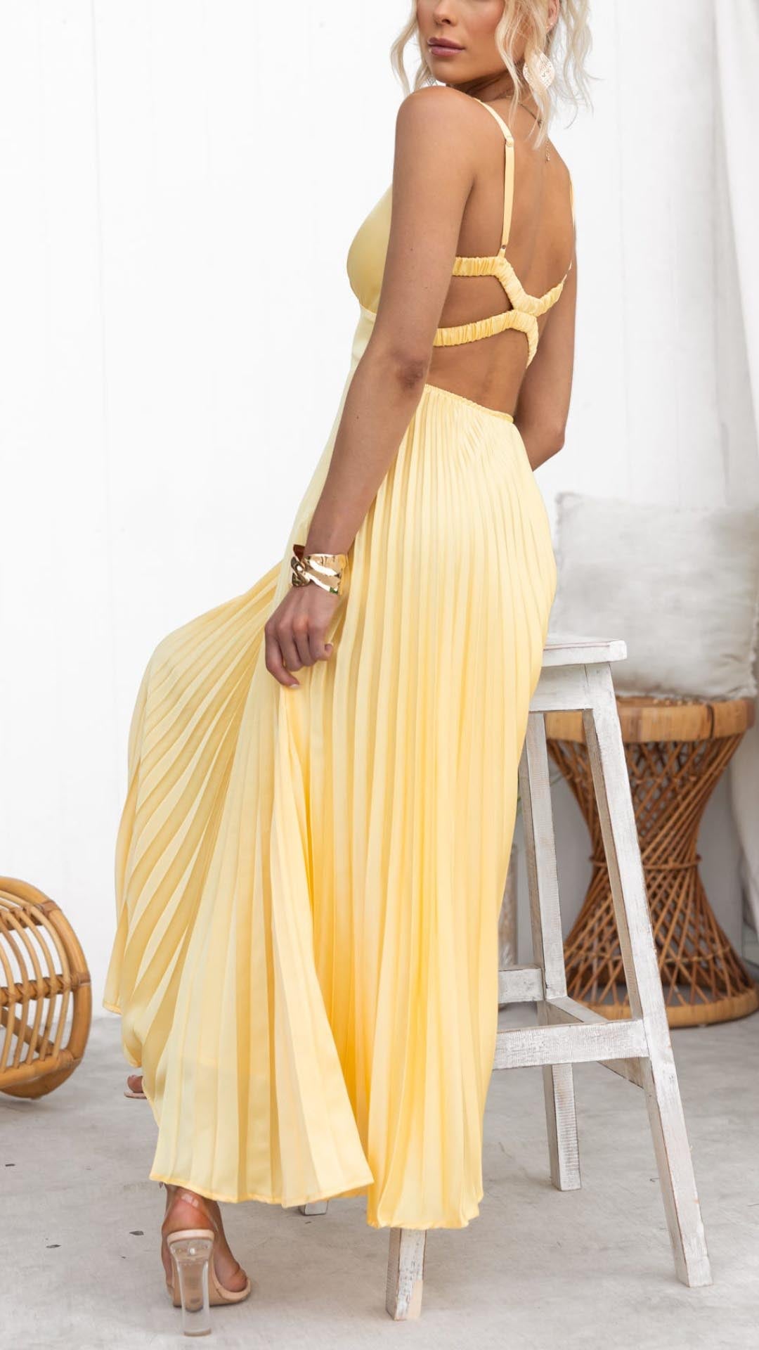 Alexandra | Radiant Pleated Elegance