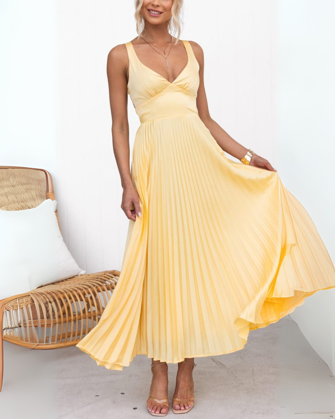Alexandra | Radiant Pleated Elegance